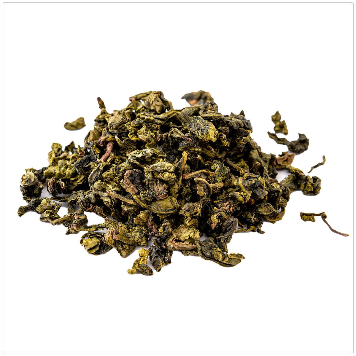 Cup of freshly brewed oolong tea with steam rising, served on a wooden table beside loose tea leaves.